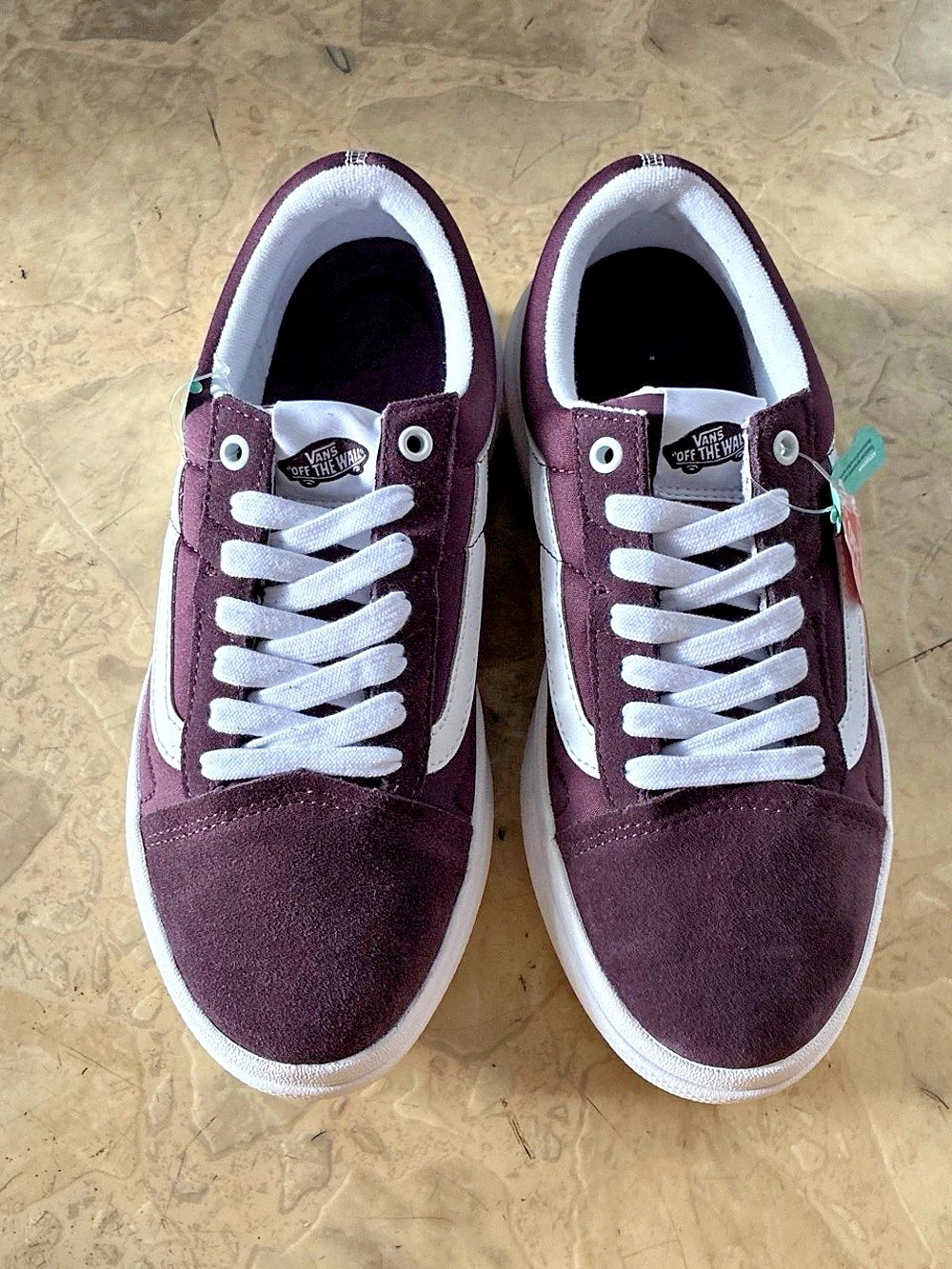 Brand New Vans Old Skool Unisex Sneakers Purple & White NWT